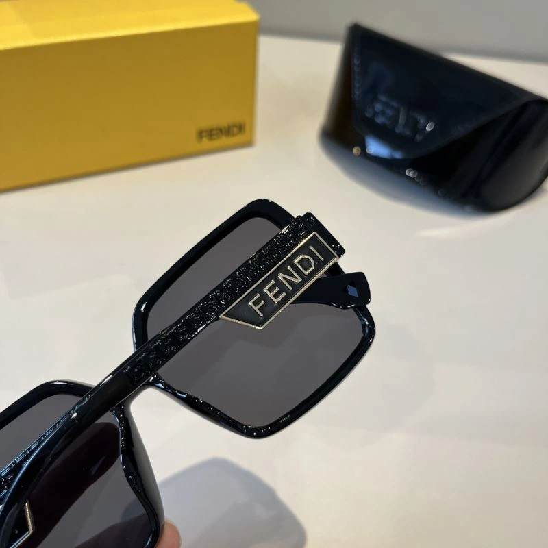 Fendi Sunglasses Lightweight 279258
