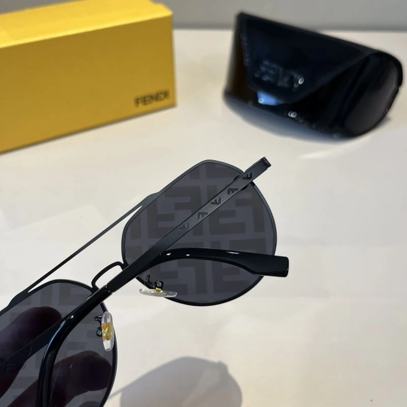 Casual Fendi Sunglasses 279260