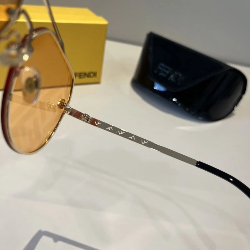 Fendi Sunglasses Functional 279252