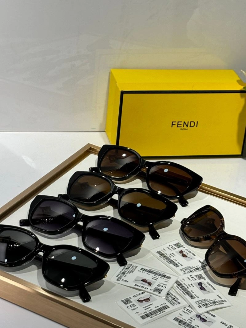 Fendi Sunglasses Premium 279325