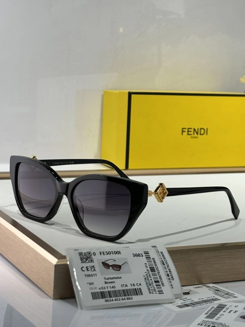 Fendi Sunglasses Premium 279325