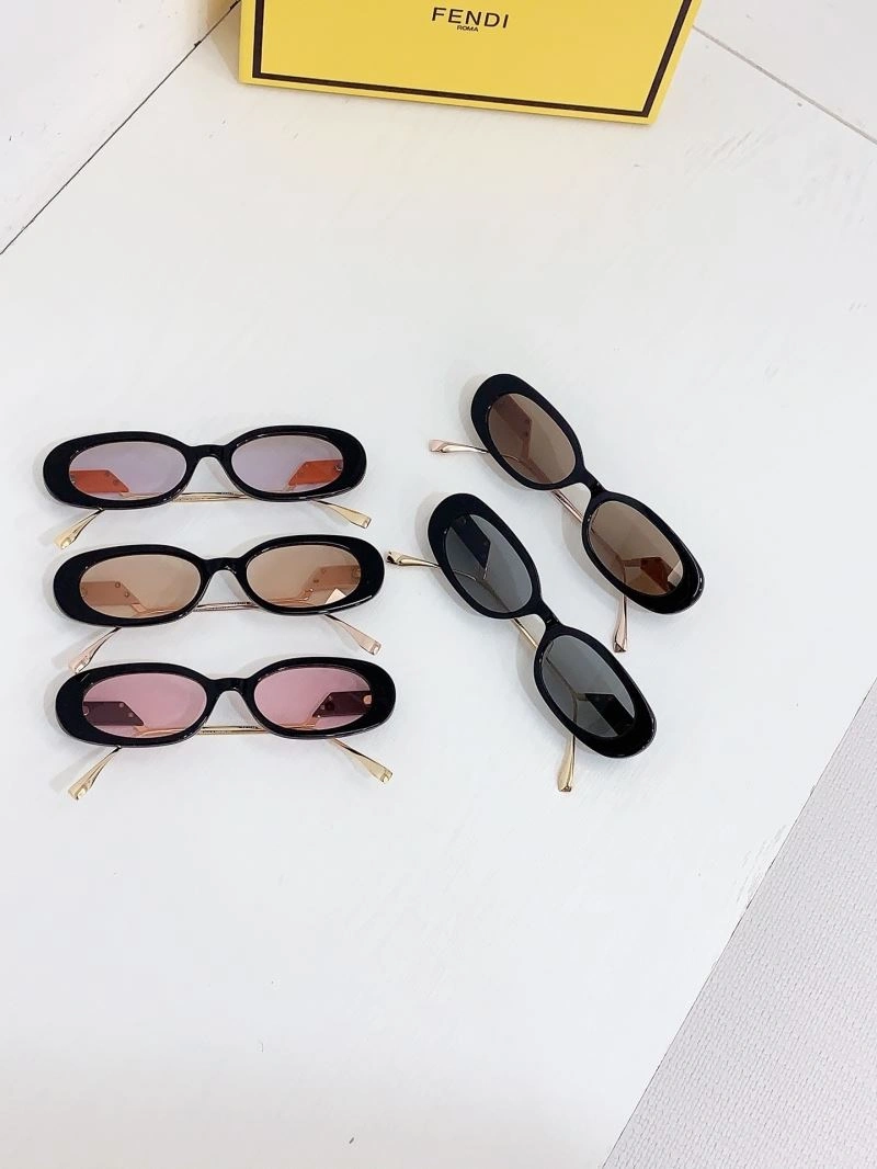 Fendi Sunglasses Unisex 279333