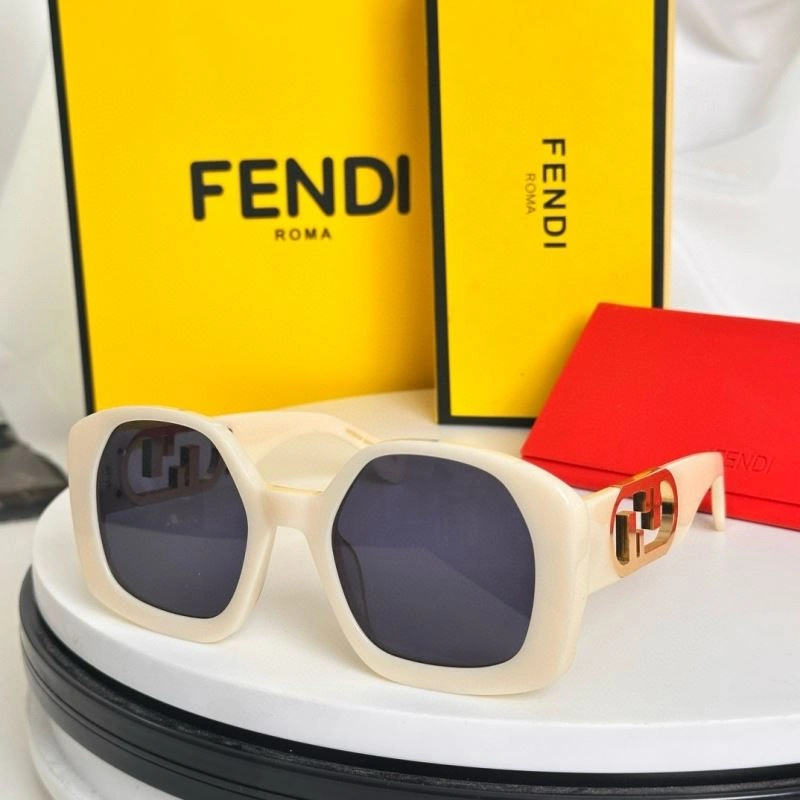 SportInspired Fendi Sunglasses 279324