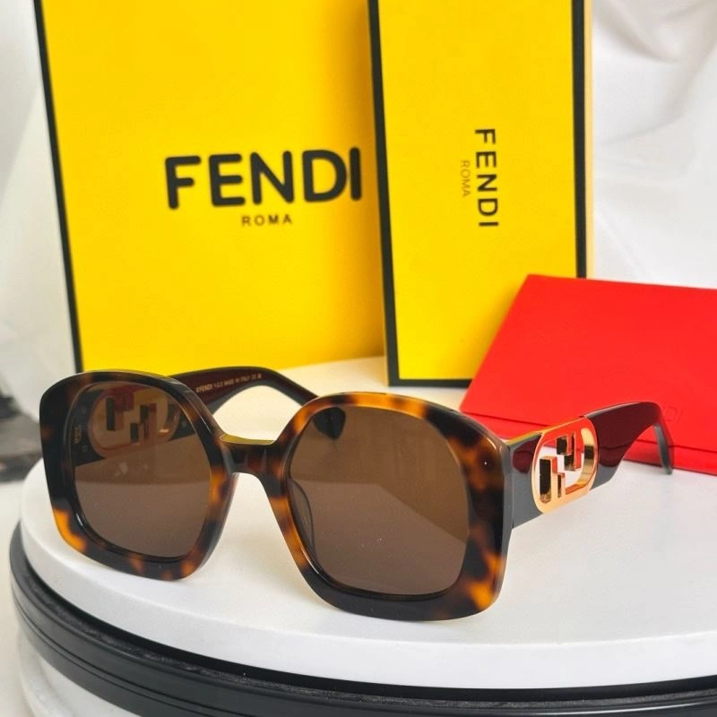 SportInspired Fendi Sunglasses 279324