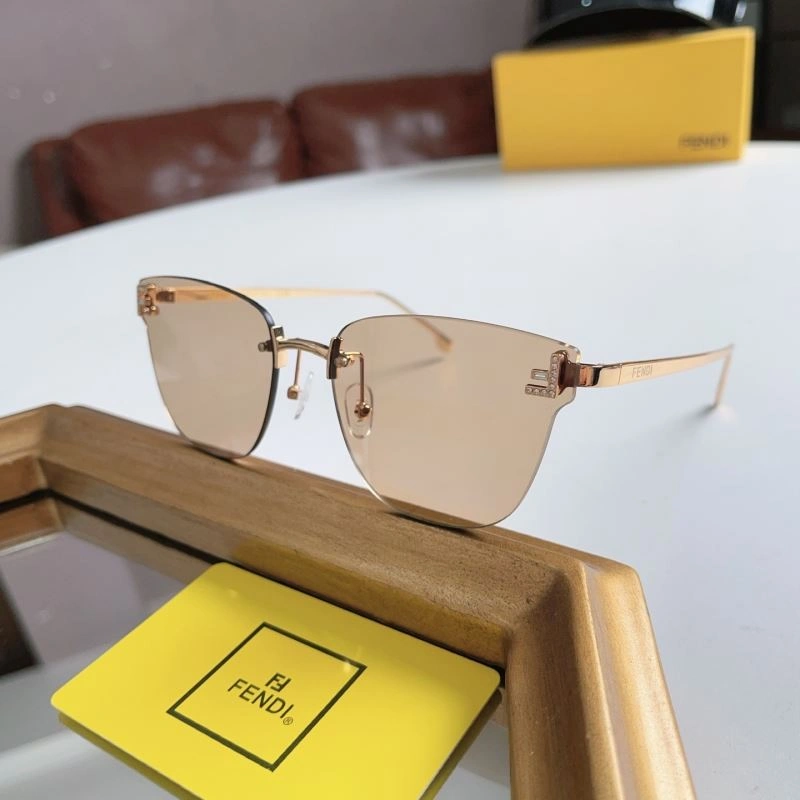Fendi Sunglasses StreetReady 279321