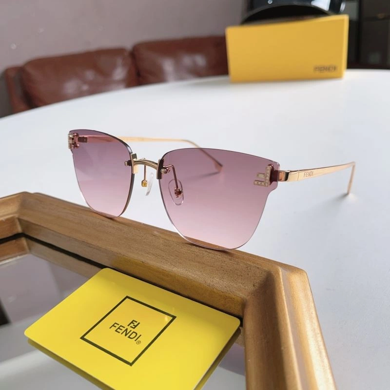 Fendi Sunglasses StreetReady 279321