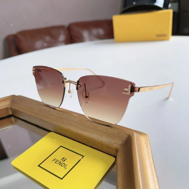 Fendi Sunglasses StreetReady 279321