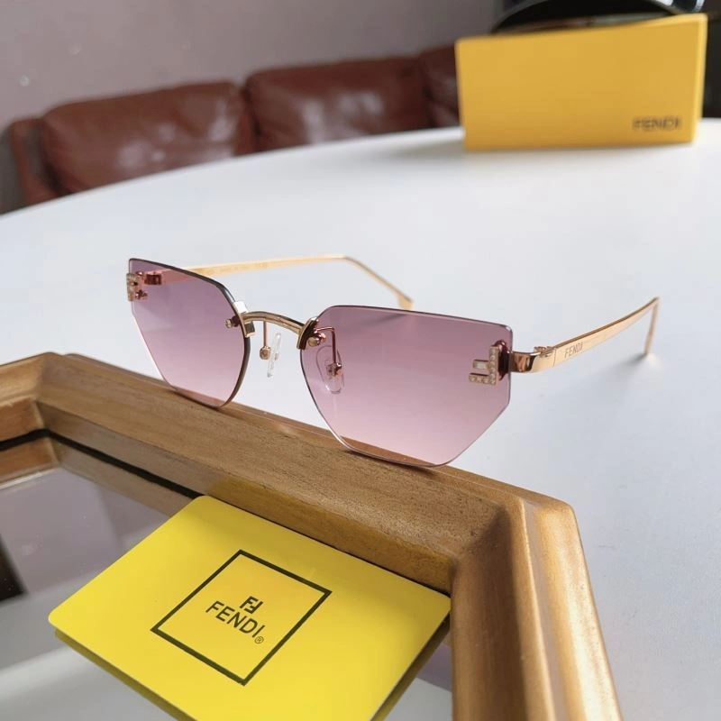 Sporty Fendi Sunglasses 279322