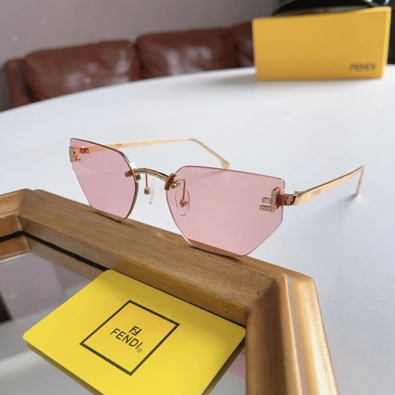 Sporty Fendi Sunglasses 279322