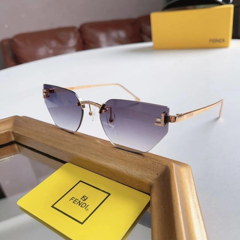 Sporty Fendi Sunglasses 279322