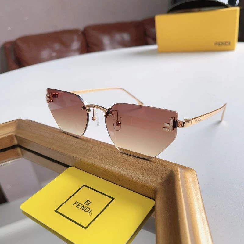Sporty Fendi Sunglasses 279322
