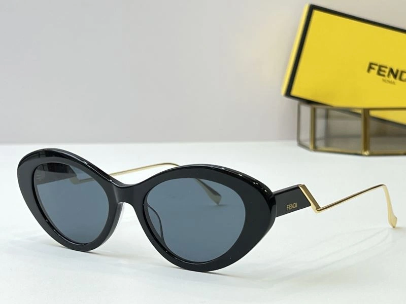 Fendi Sunglasses Fashionable 279318