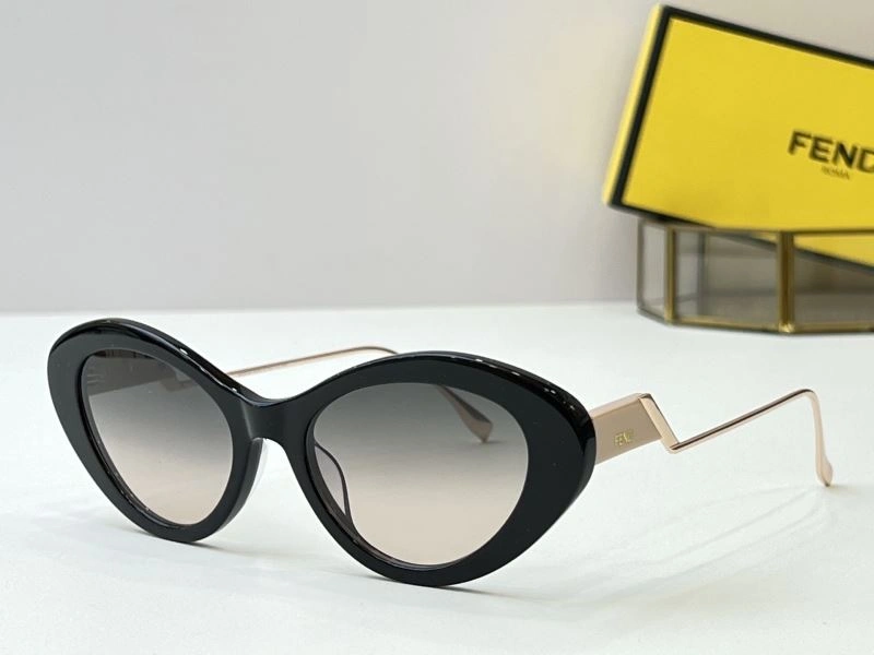 Fendi Sunglasses Fashionable 279318