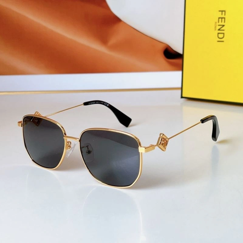 Packable Fendi Sunglasses 279312