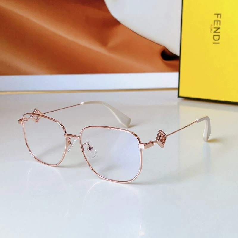 Packable Fendi Sunglasses 279312