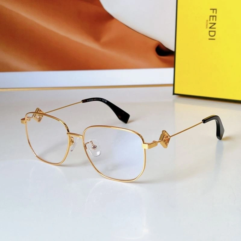 Packable Fendi Sunglasses 279312