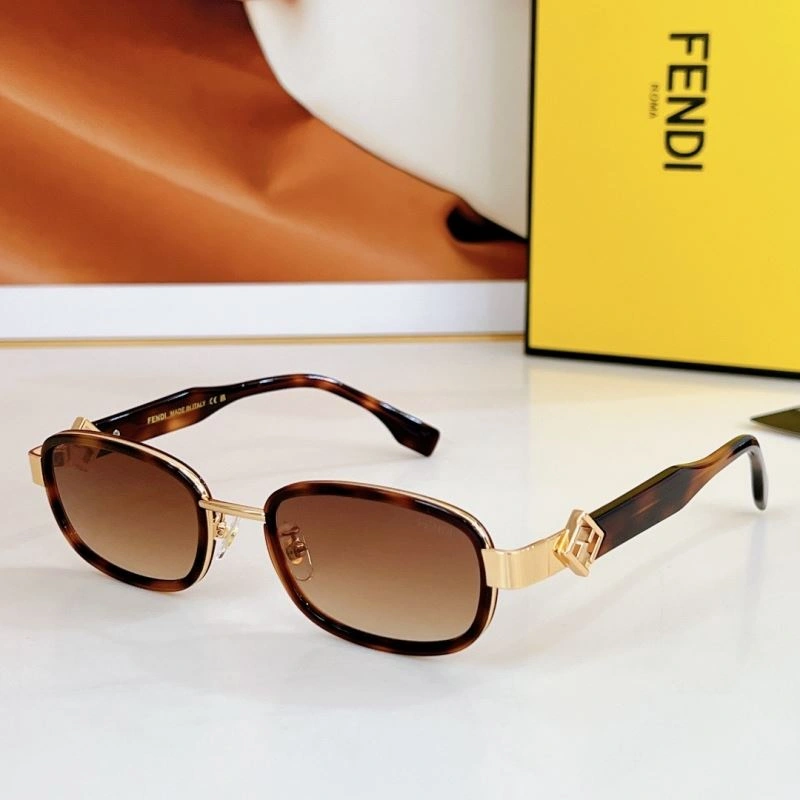 Sleek Fendi Sunglasses 279313