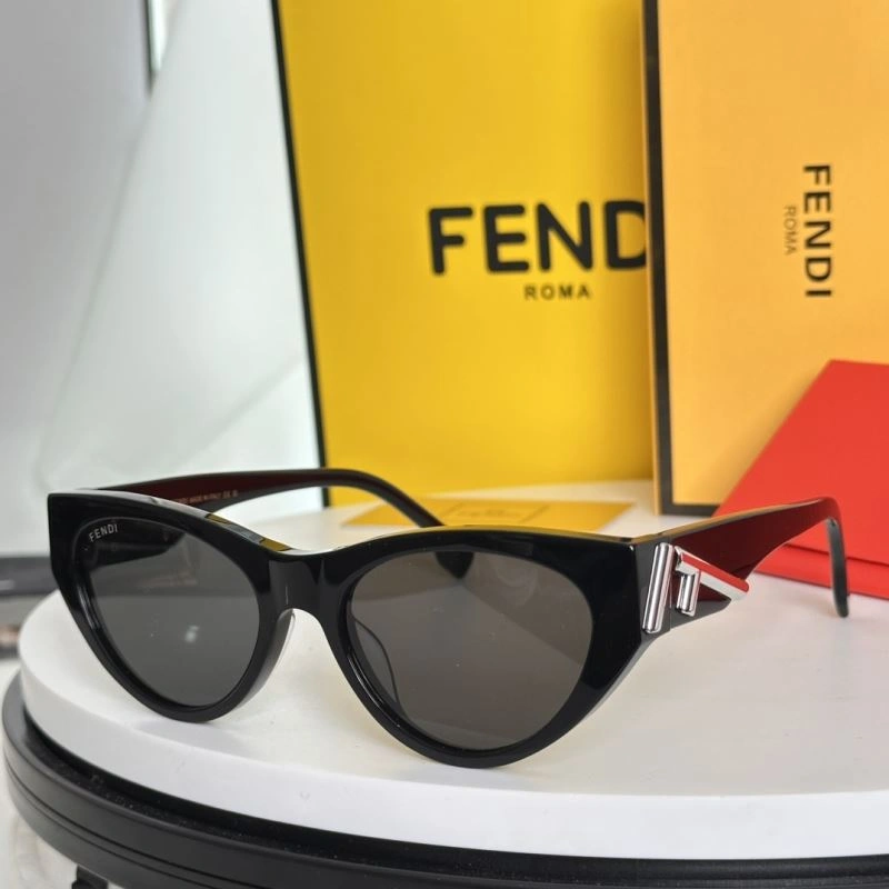Fendi Sunglasses Lightweight 279301