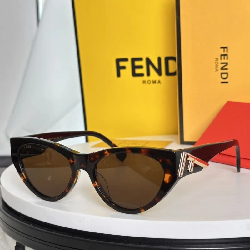 Fendi Sunglasses Lightweight 279301