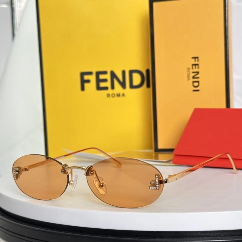 Lightweight Fendi Sunglasses 279303