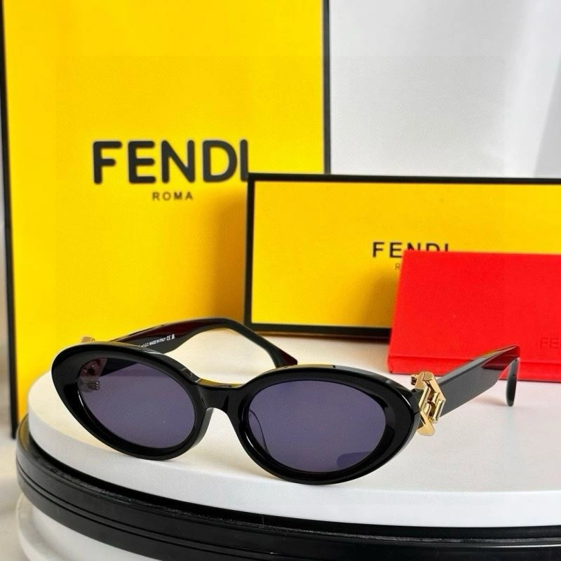 Unique Fendi Sunglasses 279311
