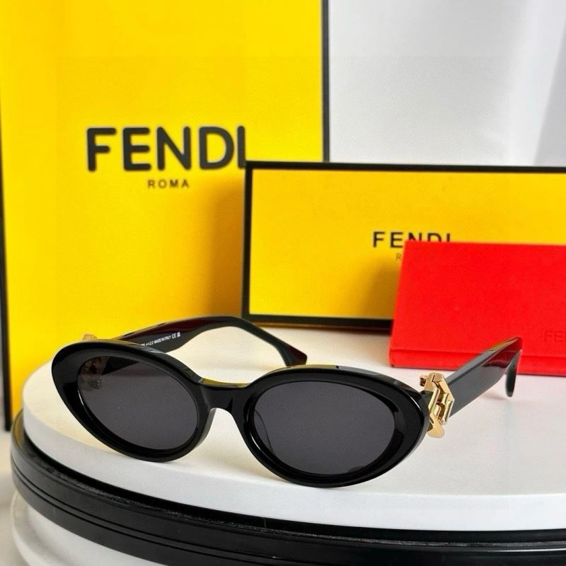 Unique Fendi Sunglasses 279311