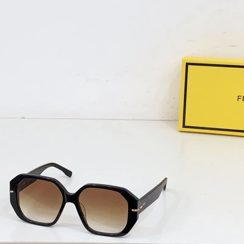 Fendi Sunglasses Fashionable 279290