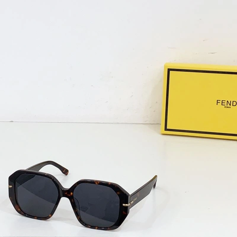 Fendi Sunglasses Fashionable 279290