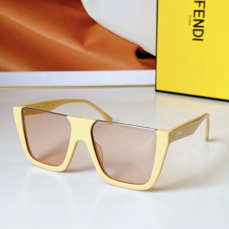 Effortless Fendi Sunglasses 279302