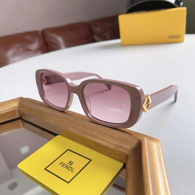 Fendi Sunglasses Durable 279287