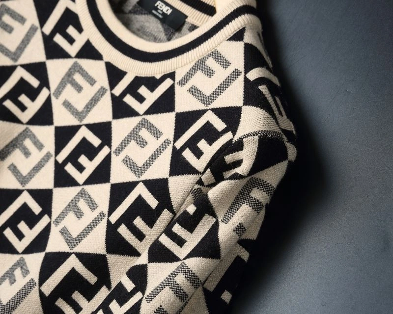 Fendi Sweaters Trendsetting 123342