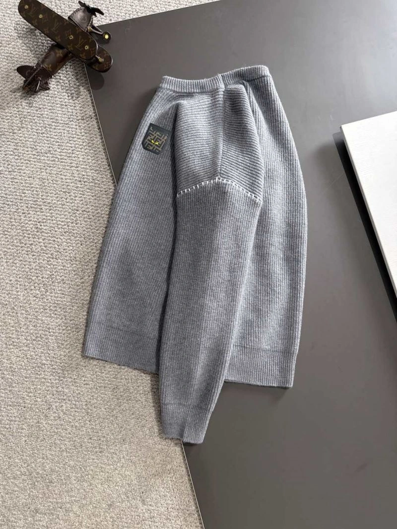 Fendi Sweaters Breathable 123085