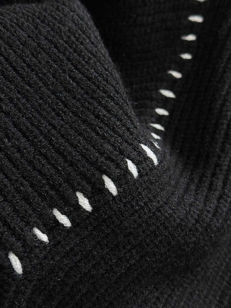 Fendi Sweaters Versatile 123084