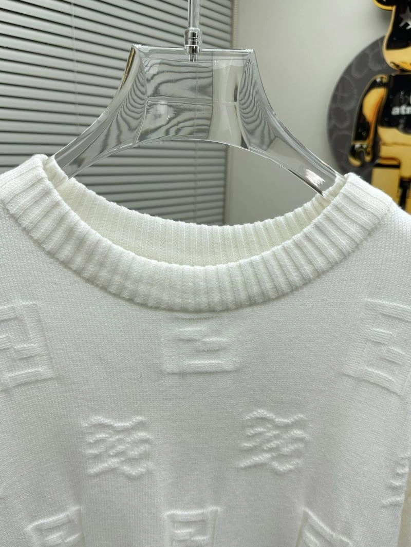 Tailored Fendi Sweaters 122849