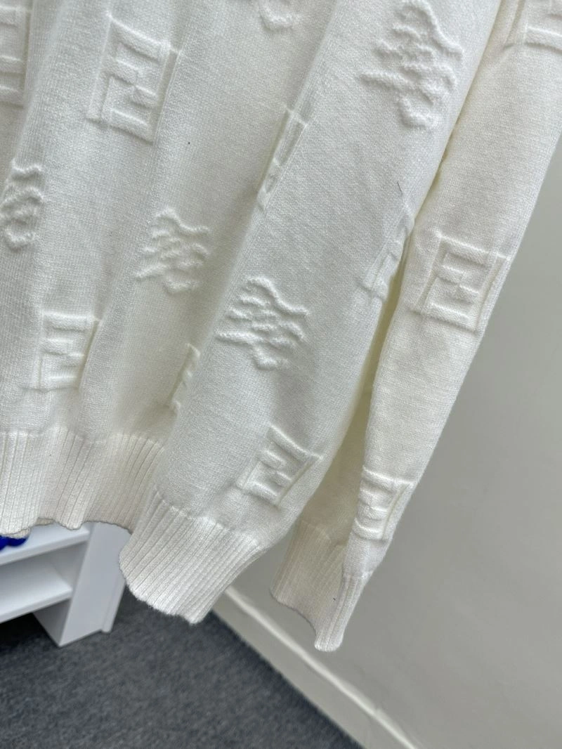 Tailored Fendi Sweaters 122849
