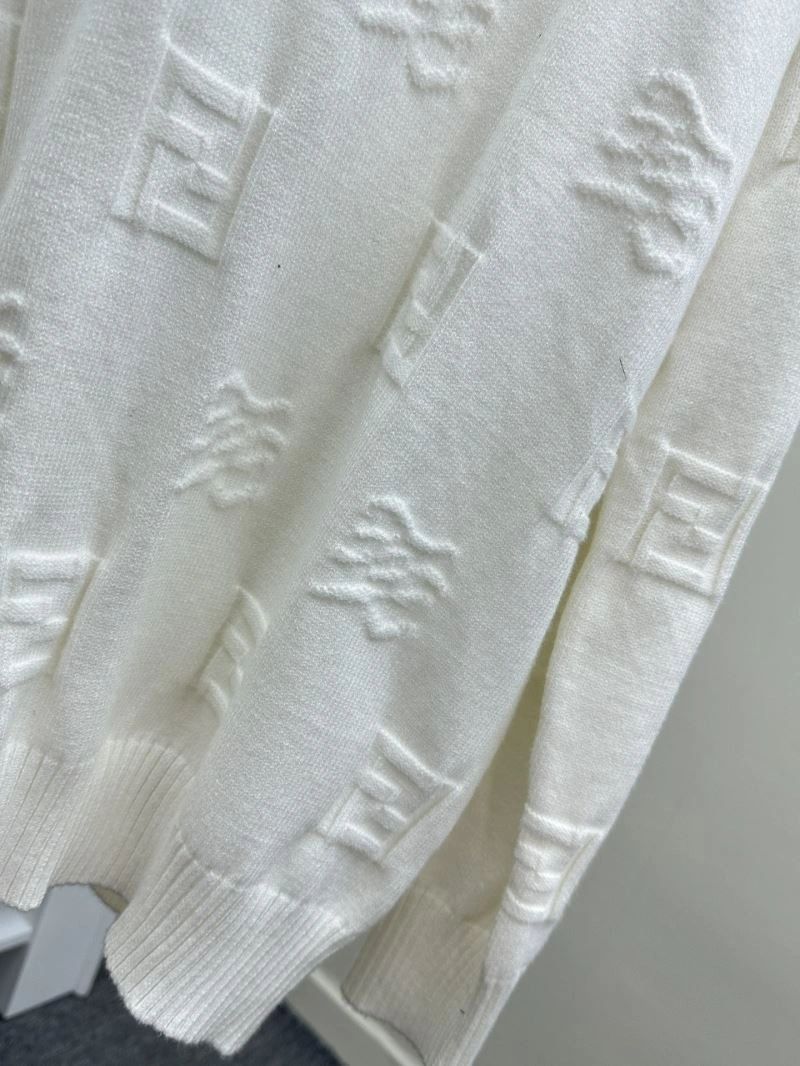 Tailored Fendi Sweaters 122849
