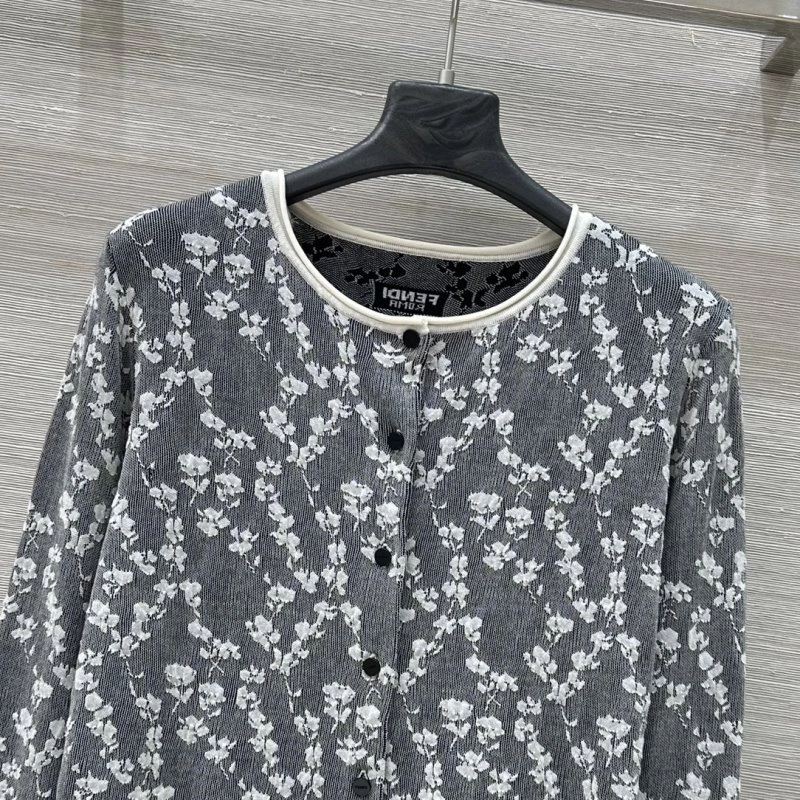 Effortless Fendi Sweaters 120559