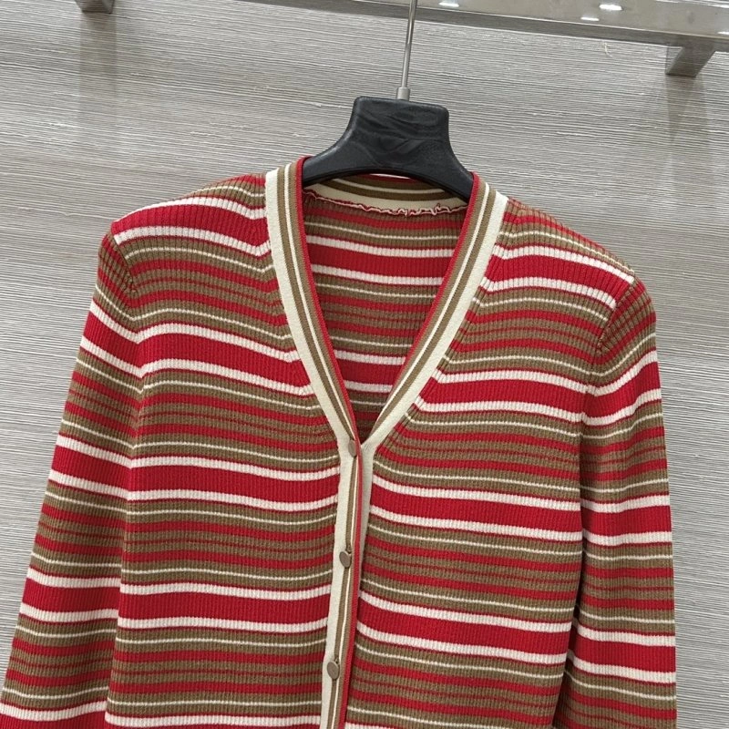 Fendi Sweaters Breathable 120558