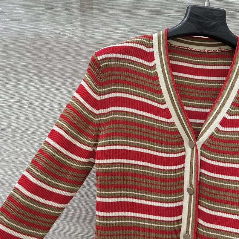 Fendi Sweaters Breathable 120558