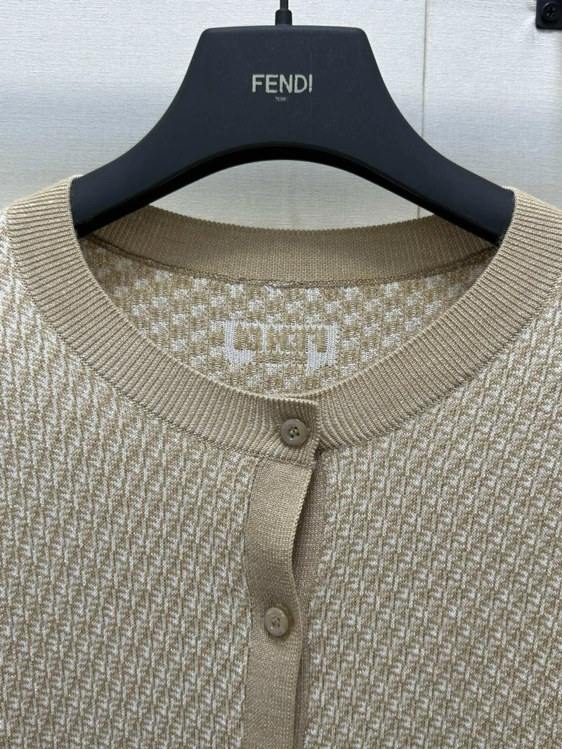 ModernLook Fendi Sweaters 120434