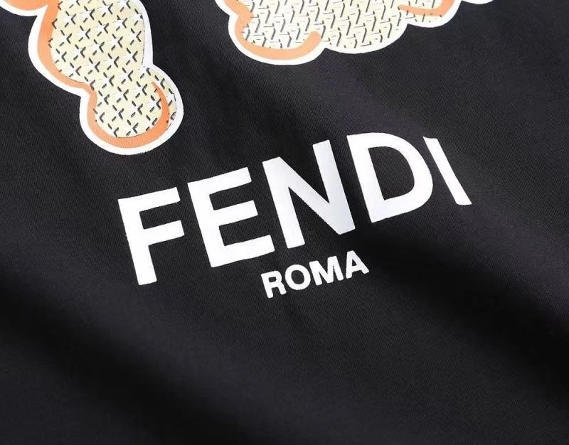 Contemporary Fendi T-Shirts 123376