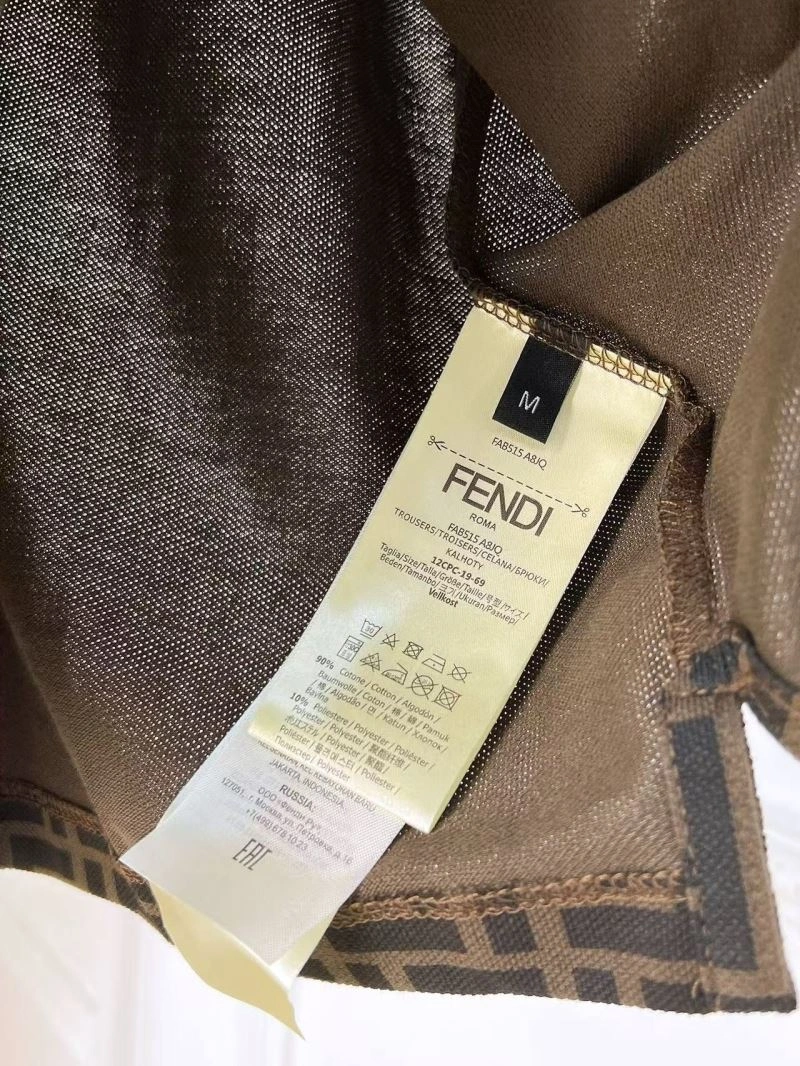 Flexible Fendi T-Shirts 120927