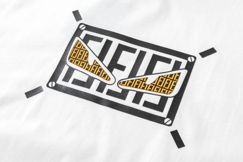 Fendi T-Shirts TimelessDesign 120888
