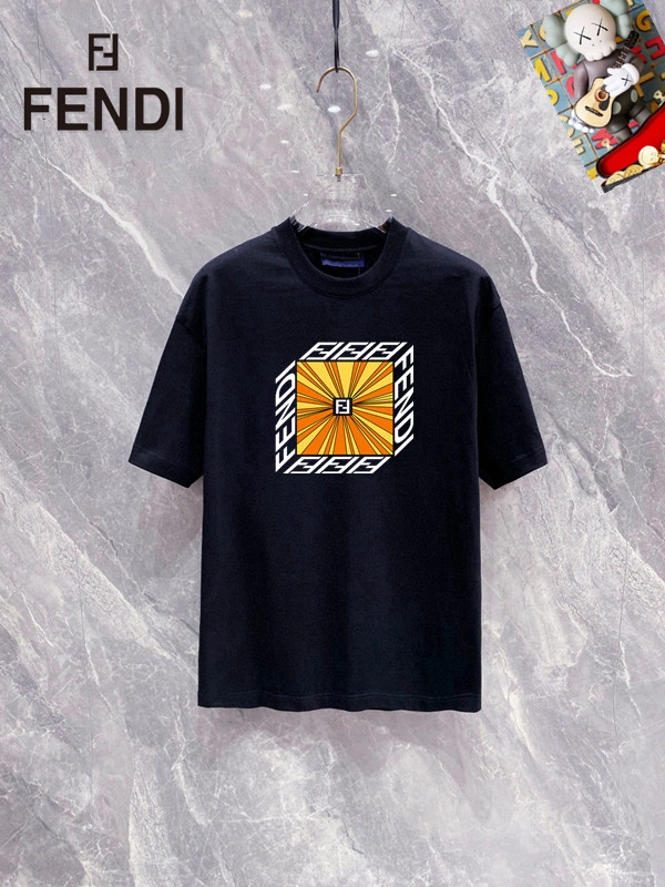 Fendi T-Shirts Resilient 120820