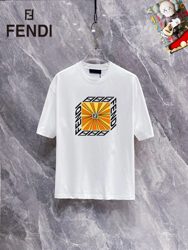 Fendi T-Shirts Resilient 120820