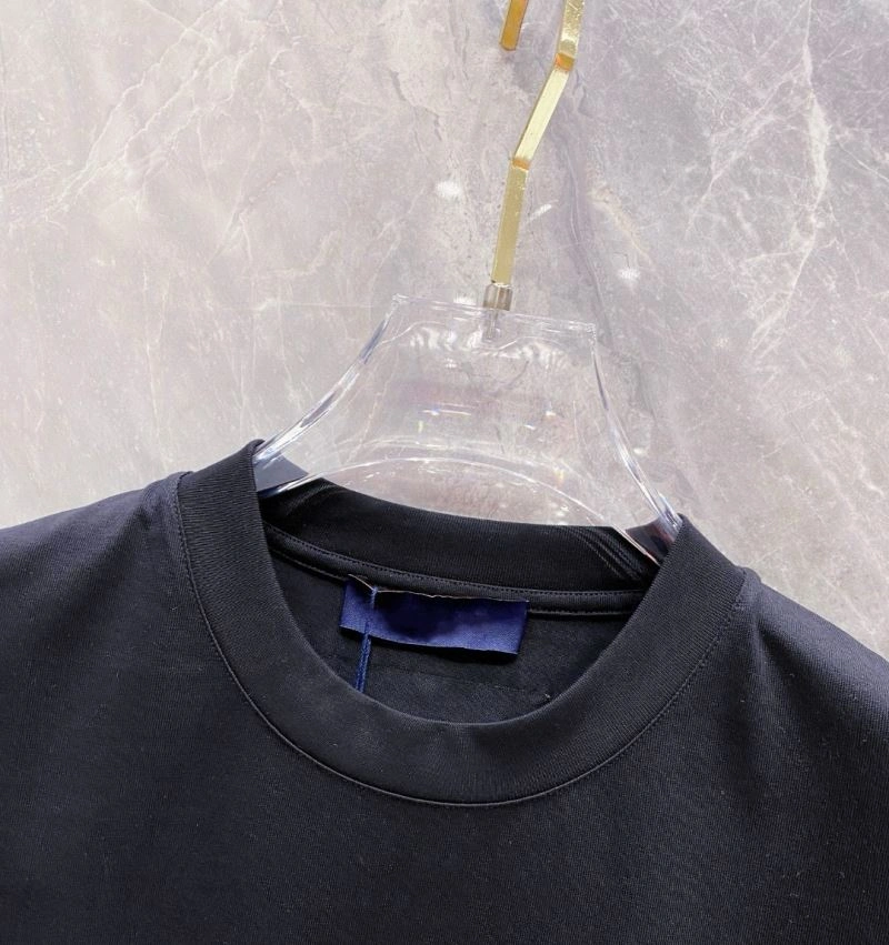 Fendi T-Shirts Resilient 120820