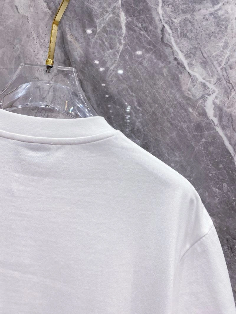 Fendi T-Shirts Resilient 120820