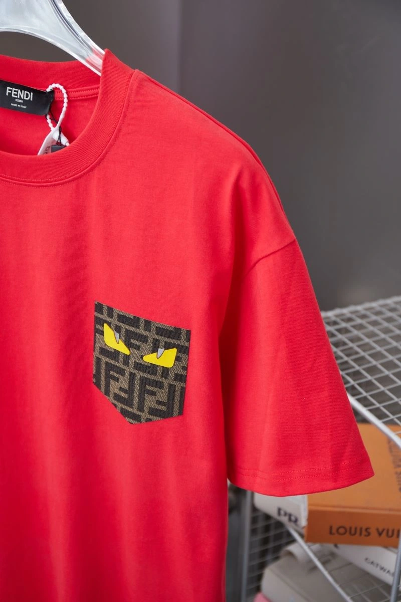Compact Fendi T-Shirts 123072