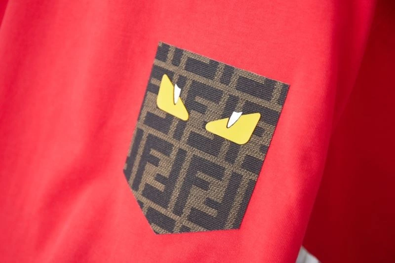 Compact Fendi T-Shirts 123072