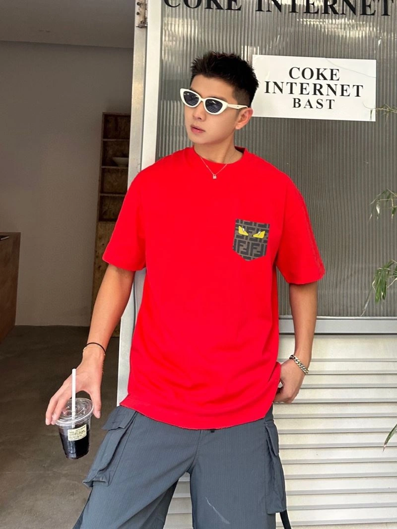 Compact Fendi T-Shirts 123072